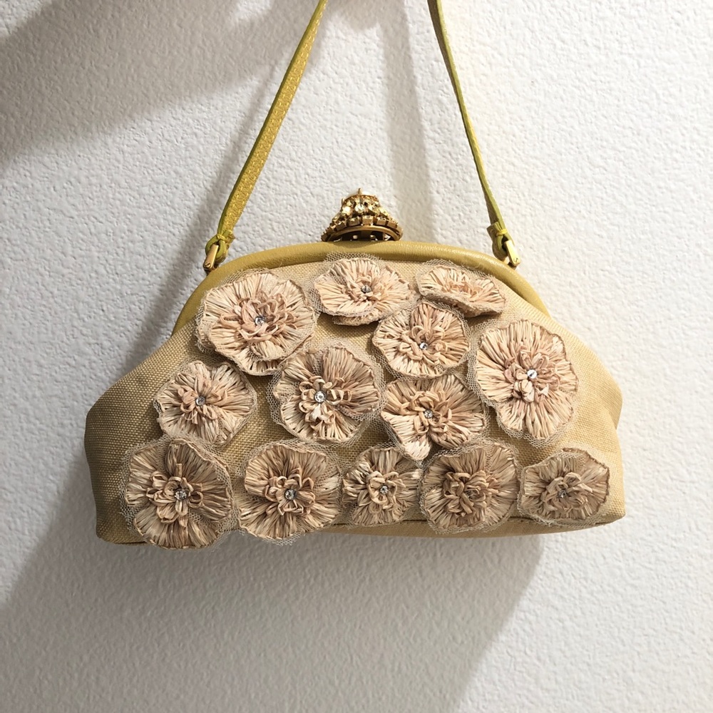 unique Valentino flower crystal pearl clutch